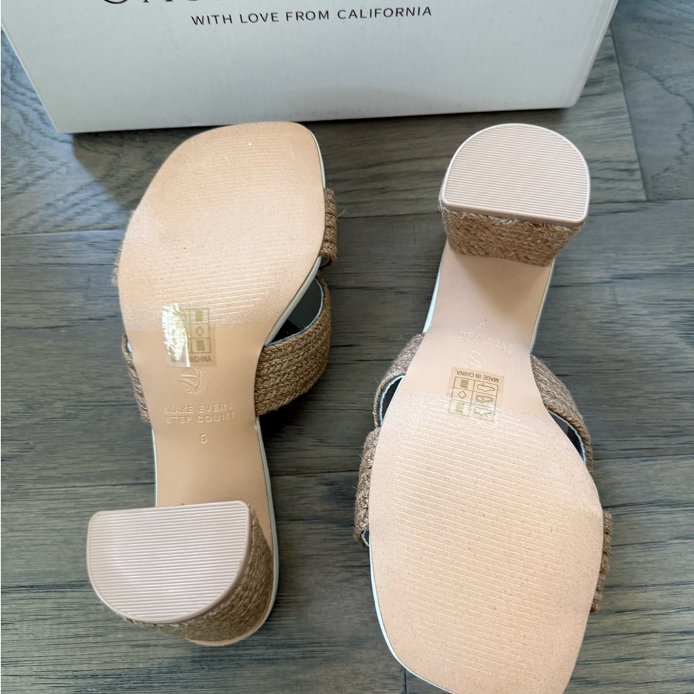 Society Women's Tan Woven Sandals mule white 6 wedge shoe Vici - Picture 5 of 5